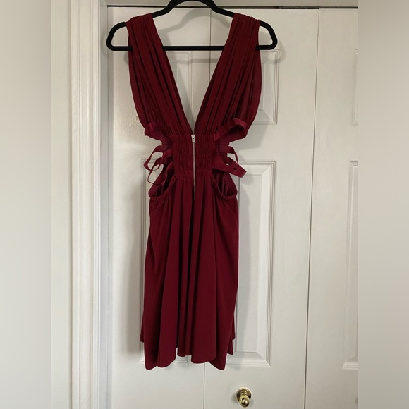 Express Small open sides dress - Picture 5 of 5